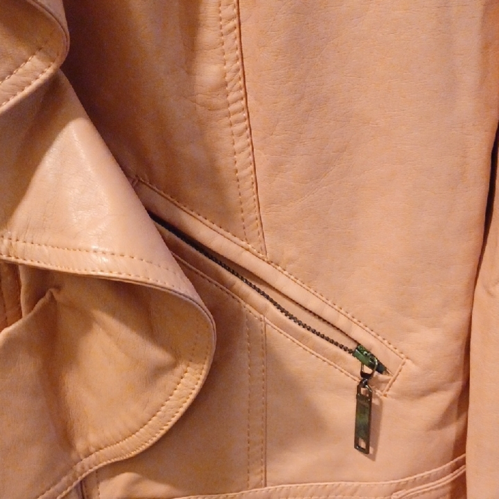 mi a mi Salmon Pink Ruffle Faux-Leather Jacket Size Small - Picture 6 of 14